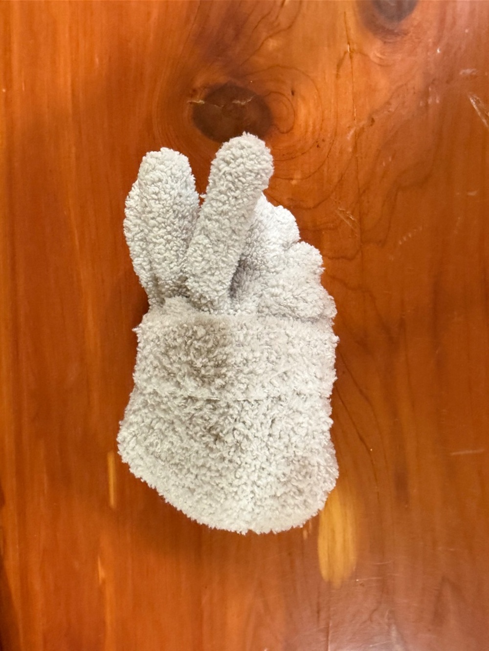 Fleece gloves